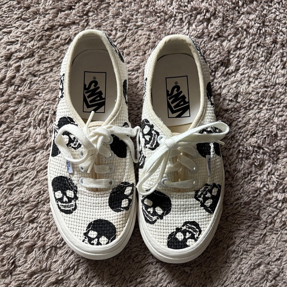 Vans White and Black Skull Pattern Sneakers